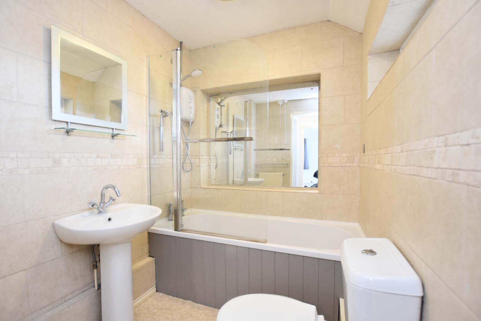 51 Millers Road, RG26 4LN