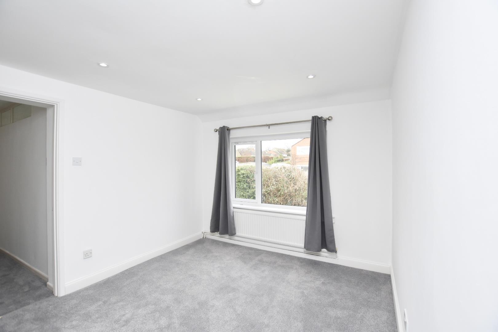 51 Millers Road, RG26 4LN