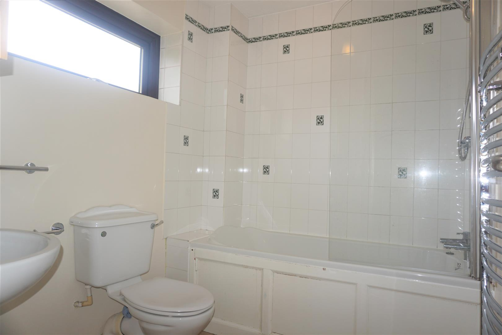 Banks Way, Guildford, GU4
